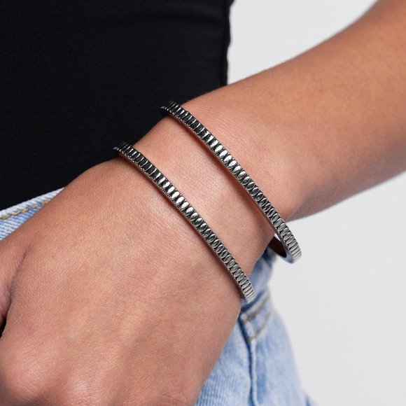 paparazzi Jewelry - Prehistoric Passion - Silver Bracelet